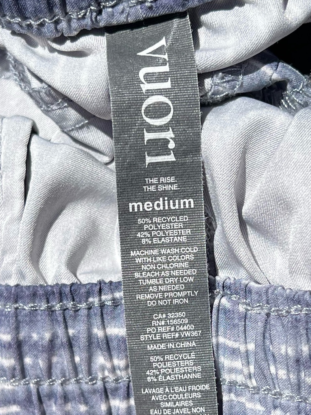 🌻Vuori Dash Shorts High Rise 3" Inseam Lightweight Stretch  Women's Size Medium - Picture 9 of 9